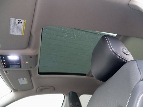 New 2026 Volkswagen Atlas SEL image 13