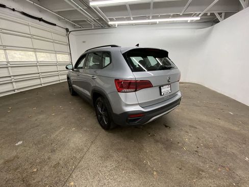 Used 2024 Volkswagen Taos S image 4