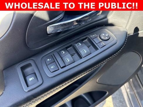 Used 2015 Dodge Grand Caravan SXT w/ Blacktop Package image 11