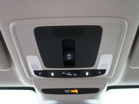 Used 2025 Honda HR-V EX-L image 43