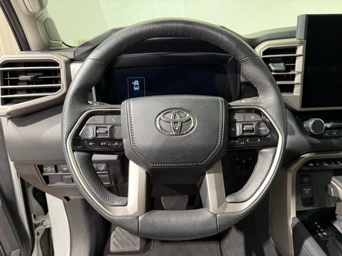 Used 2024 Toyota Tundra Limited AWD/4WD image 22