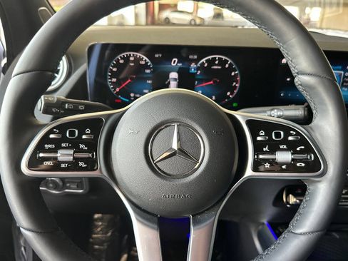 Certified 2023 Mercedes-Benz GLA 250 4MATIC image 29