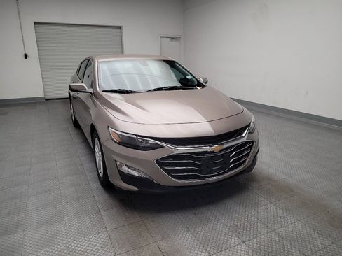 Used 2022 Chevrolet Malibu LT FWD image 14