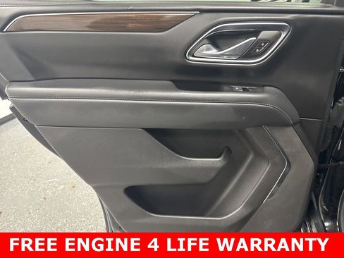 Used 2024 GMC Yukon SLE image 19