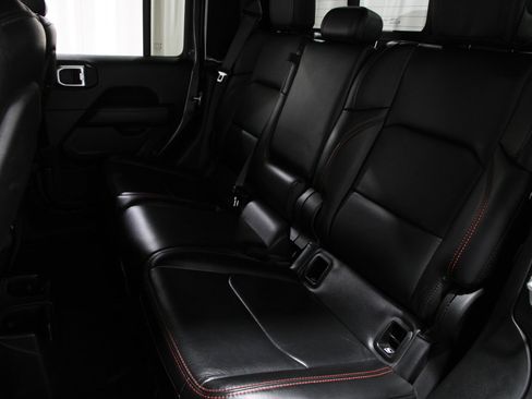 Used 2020 Jeep Gladiator Rubicon image 21