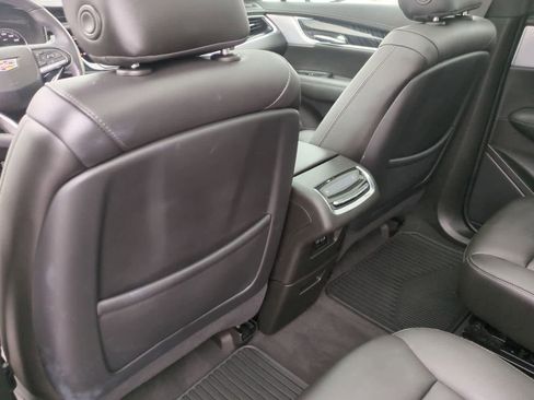 Used 2024 Cadillac XT6 Premium Luxury image 18