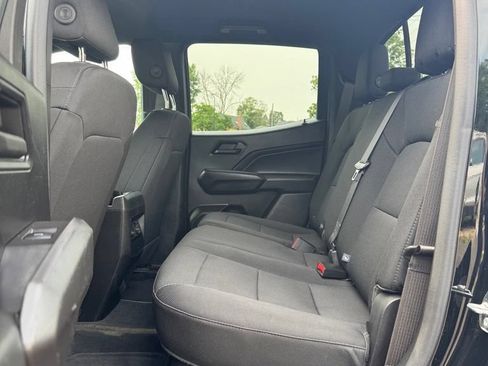 Used 2024 Chevrolet Colorado Trail Boss w/ Advanced Trailering Package AWD/4WD image 11