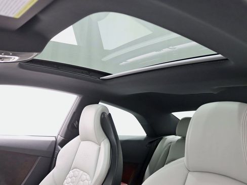 Used 2021 Audi RS 5 w/ Black Optic Carbon Package image 33