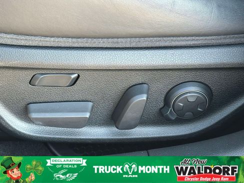 Used 2023 Genesis G70 3.3T w/ Sport Prestige Package image 18