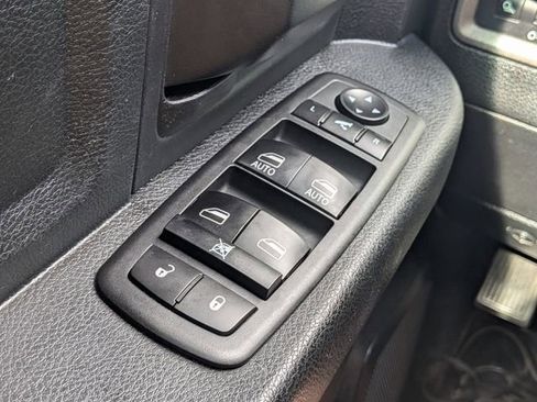 Used 2017 RAM 1500 Express w/ Express Value Package image 29