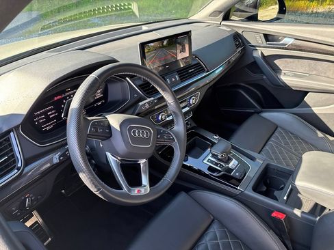 Used 2021 Audi SQ5 Premium Plus w/ Premium Plus Package AWD/4WD image 9