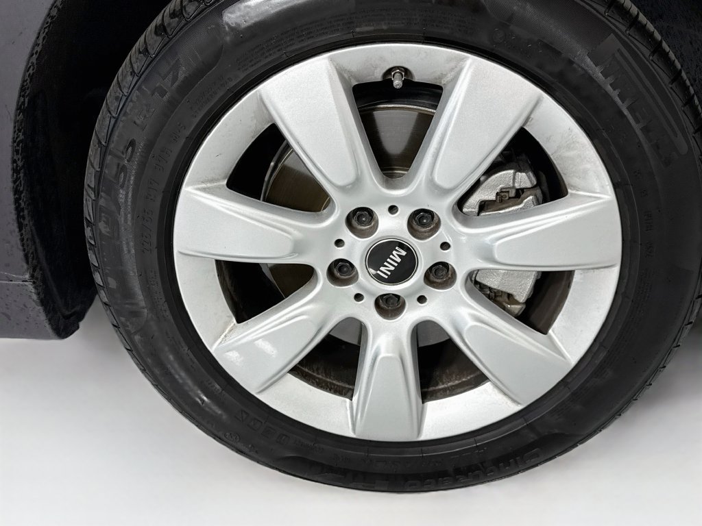 Used 2024 MINI Cooper Countryman FWD image 32