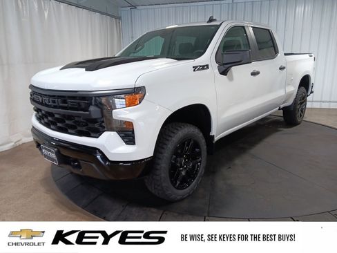 New 2026 Chevrolet Silverado 1500 Custom Trail Boss w/ Dark Appearance Package image 1