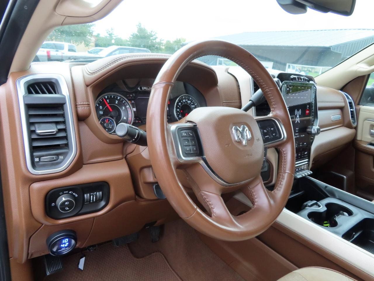 Used 2021 RAM 2500 Laramie AWD/4WD image 35