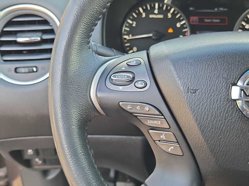 Used 2015 Nissan Pathfinder SL w/ SL Tech Package FWD image 26