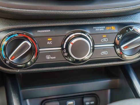 Used 2023 Kia Soul LX image 29