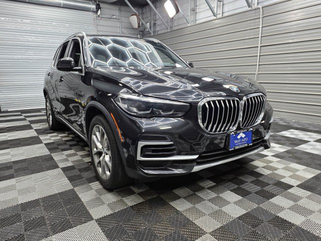 Used 2023 BMW X5 xDrive40i w/ Premium Package AWD/4WD image 5