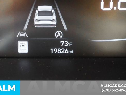 Used 2025 Hyundai Elantra SE image 56