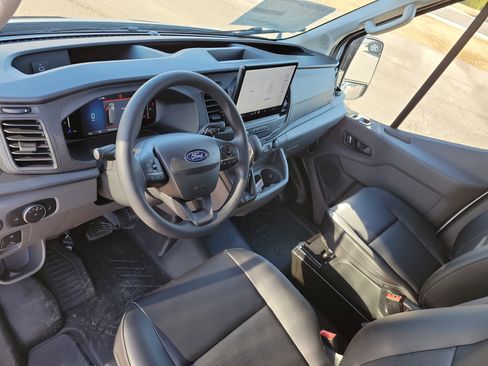 New 2026 Ford Transit 250 148 Medium Roof image 16