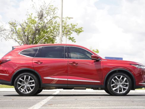 Used 2024 Acura MDX SH-AWD w/ Technology Package image 7