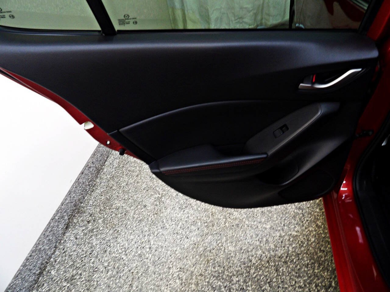 Used 2016 MAZDA MAZDA3 i Grand Touring FWD image 9