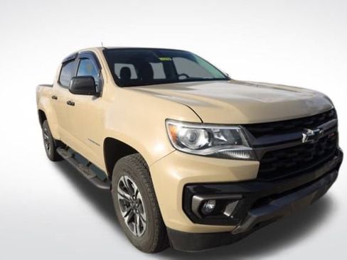 Certified 2022 Chevrolet Colorado Z71 image 2