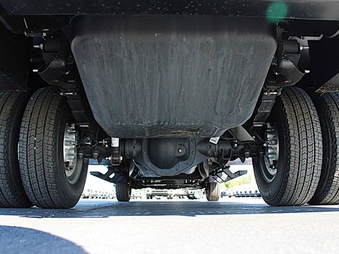 Used 2024 Chevrolet Silverado 3500 W/T w/ Snow Plow Prep Package AWD/4WD image 40
