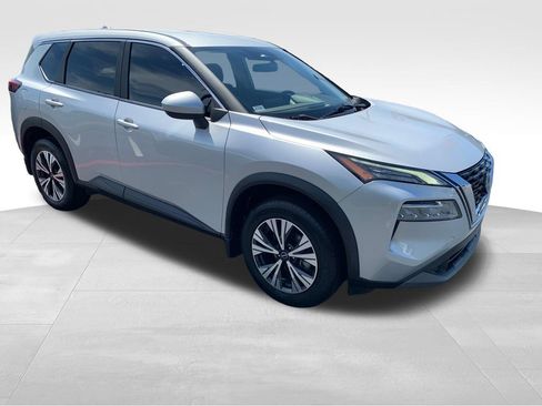 Used 2023 Nissan Rogue SV FWD image 7