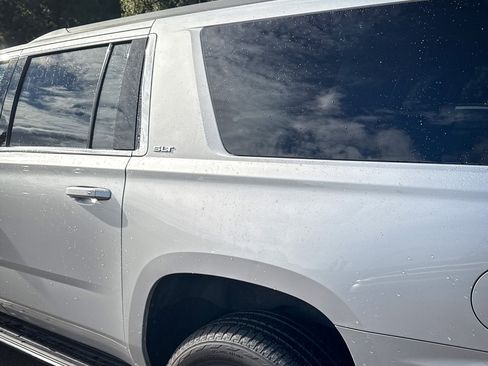 Used 2017 GMC Yukon XL SLT w/ Open Road Package image 6