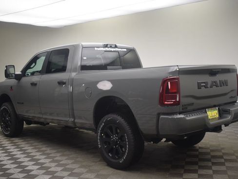 New 2026 RAM 2500 Big Horn AWD/4WD image 13