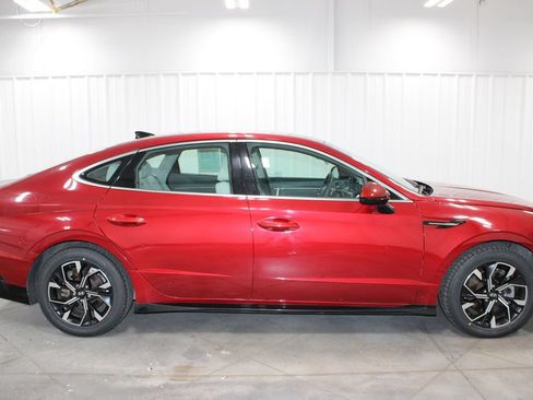 Used 2024 Hyundai Sonata SEL FWD image 11