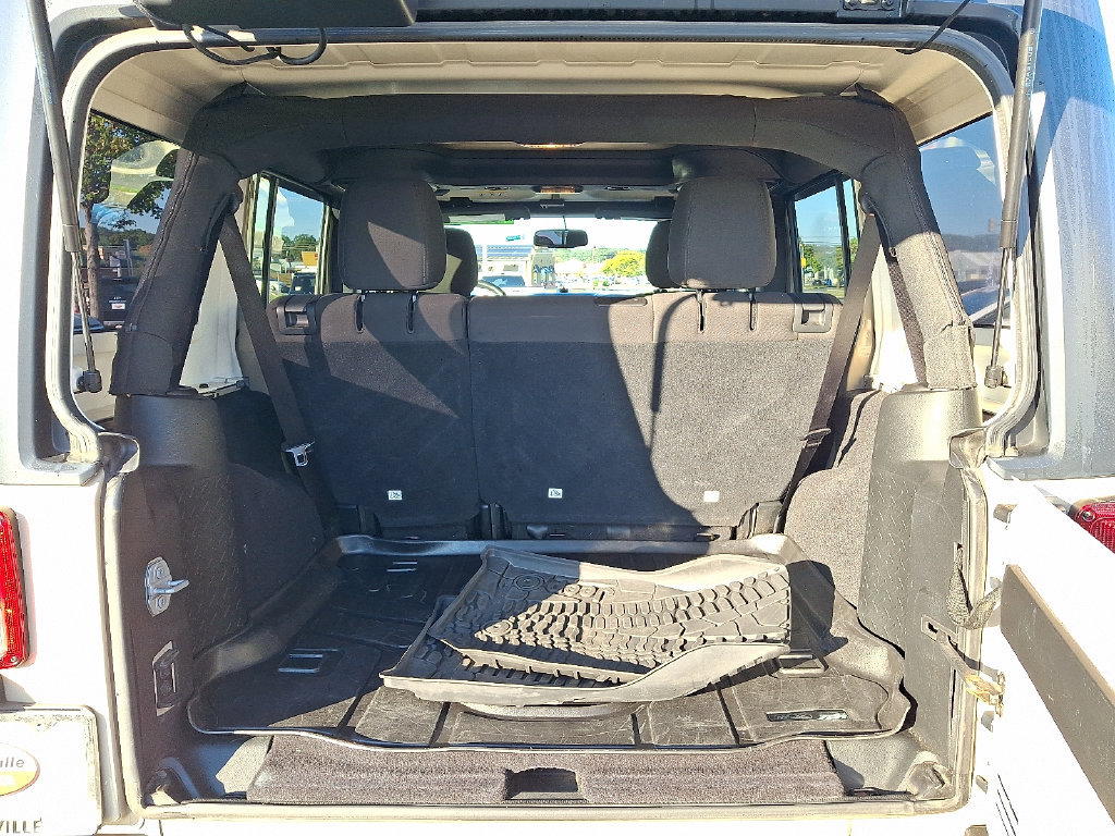 Used 2016 Jeep Wrangler Unlimited Sport w/ Quick Order Package 24S AWD/4WD image 28