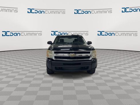 Used 2011 Chevrolet Silverado 1500 LS w/ LPO, Chrome Package RWD image 3