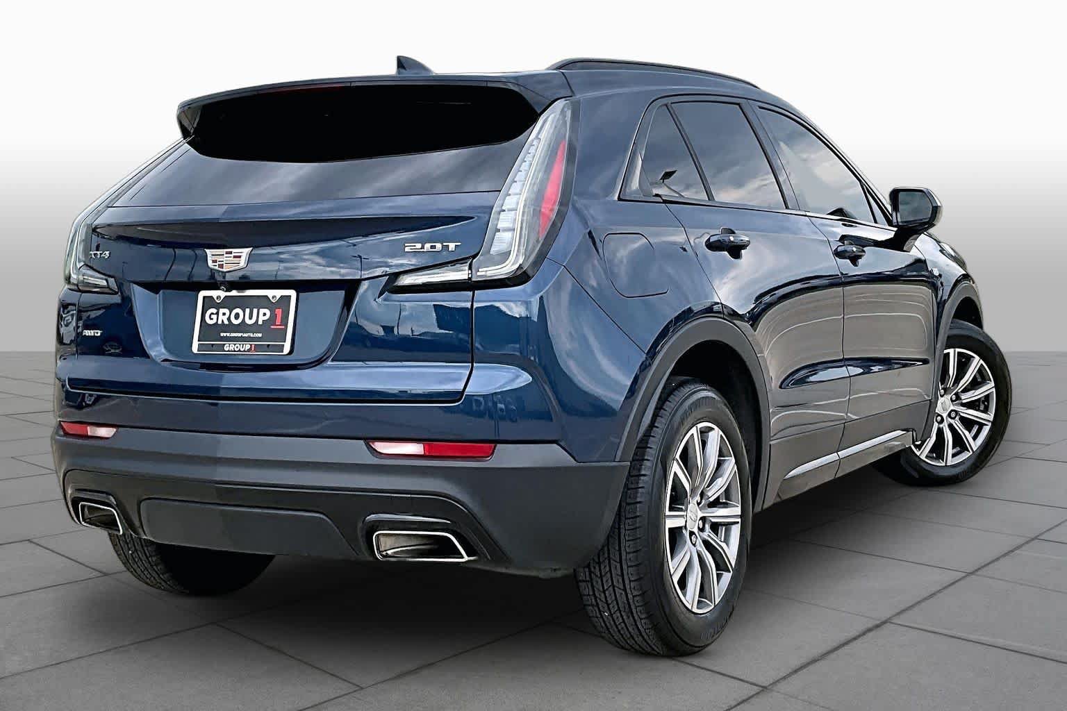Used 2019 Cadillac XT4 Sport w/ Cold Weather Package AWD/4WD image 24
