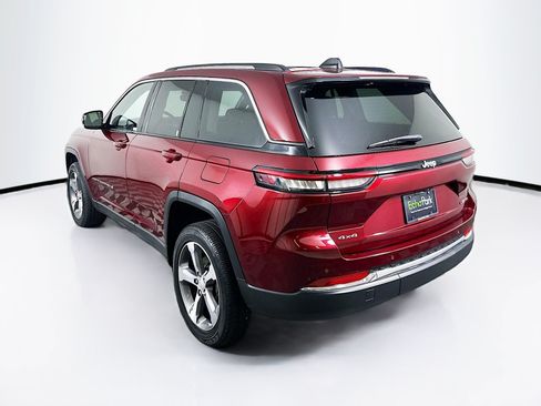 Used 2023 Jeep Grand Cherokee Limited AWD/4WD image 5