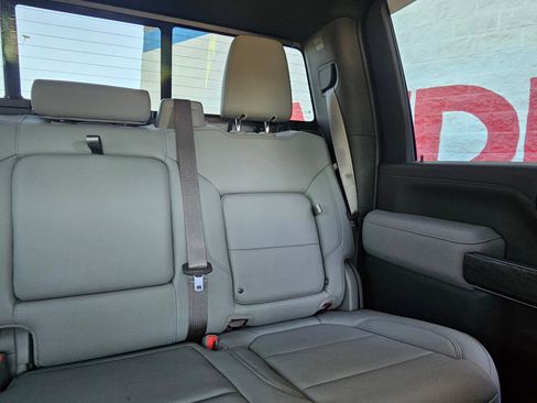 Used 2022 Chevrolet Silverado 2500 LTZ w/ LTZ Premium Package AWD/4WD image 26