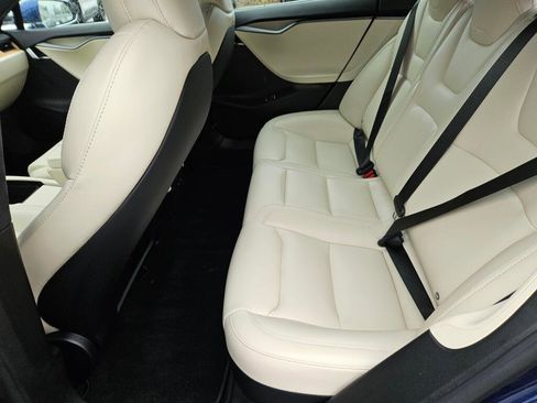 Used 2020 Tesla Model S Long Range Plus image 21