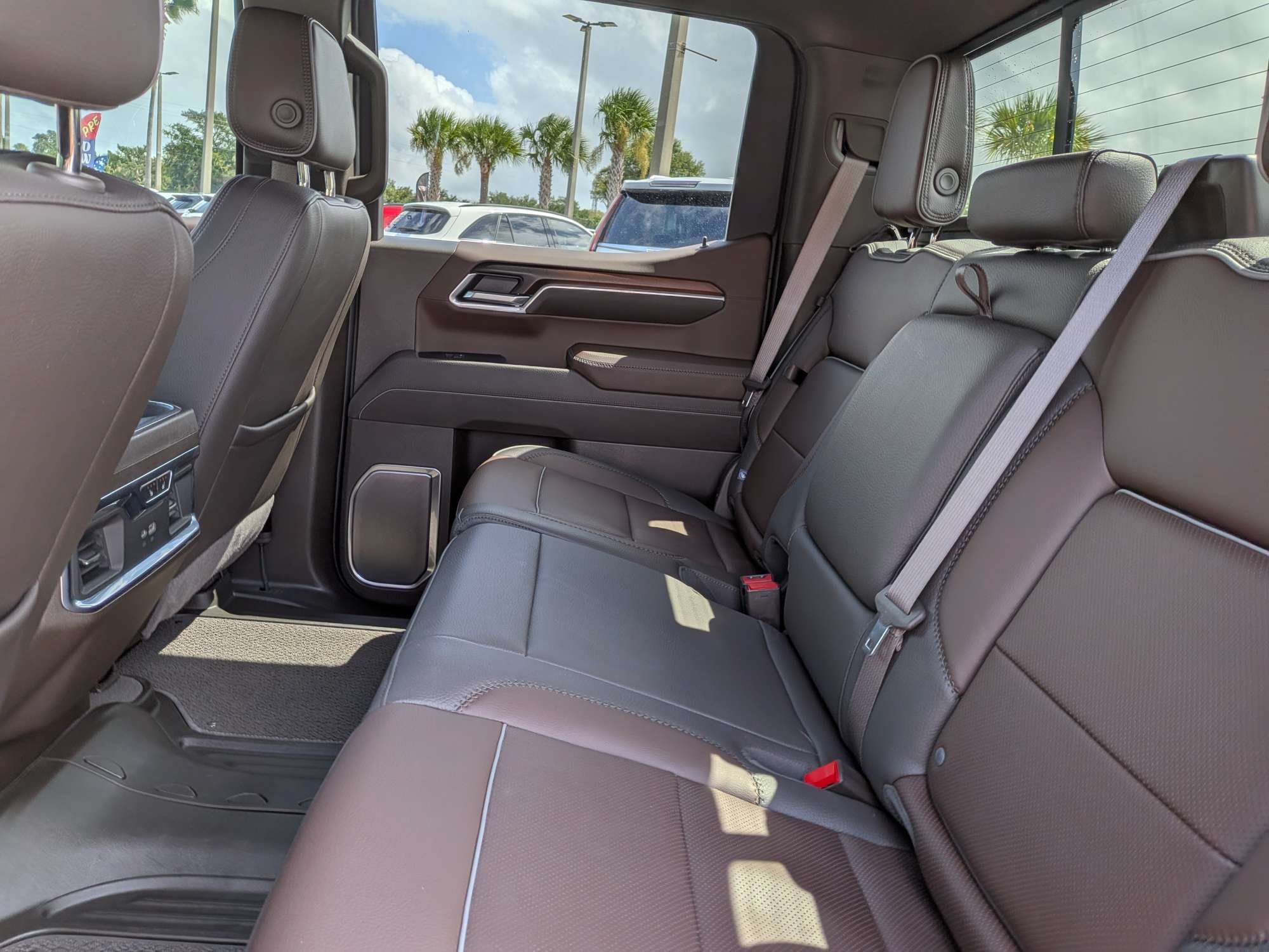Used 2025 GMC Sierra 1500 Denali AWD/4WD image 17