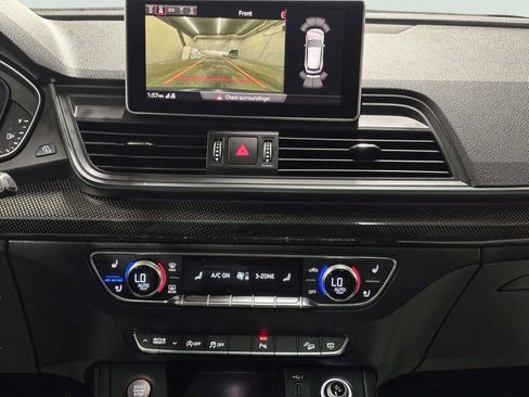 Used 2018 Audi SQ5 Prestige AWD/4WD image 26