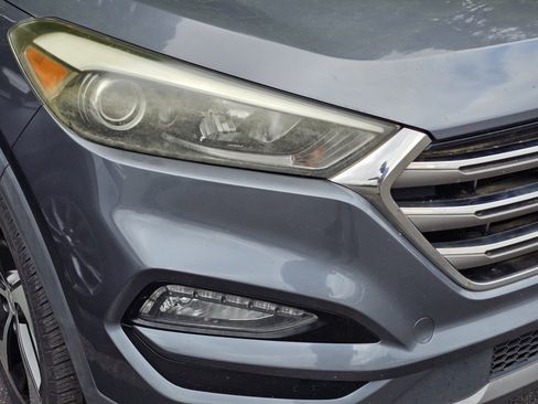 Used 2016 Hyundai Tucson Limited w/ Option Group 03 FWD image 4