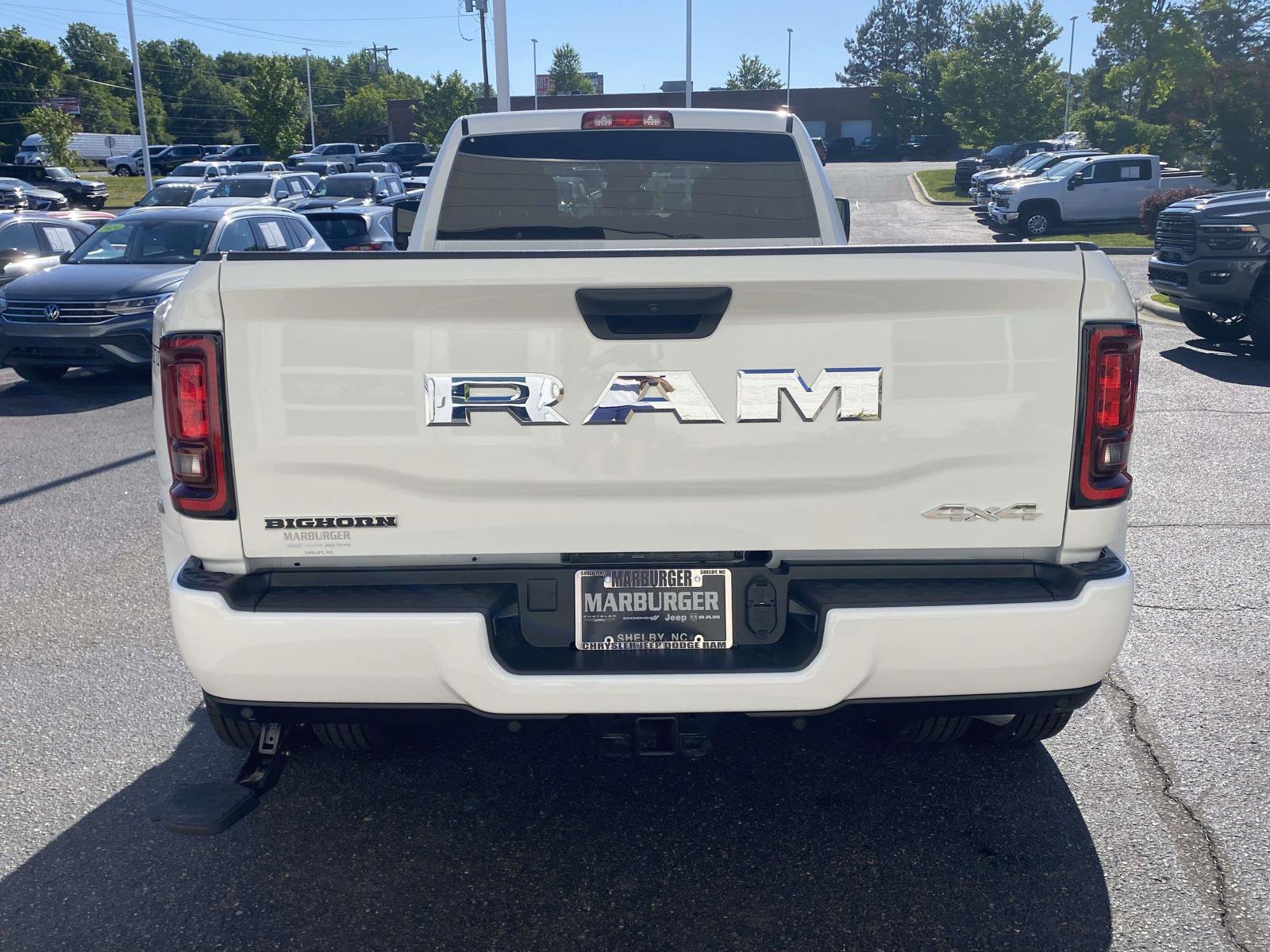New 2026 RAM 3500 Big Horn AWD/4WD image 6