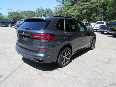 Used 2022 BMW X5 xDrive45e w/ M Sport Package AWD/4WD image 5