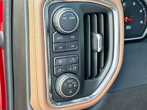 Used 2023 Chevrolet Silverado 2500 High Country w/ Safety Package II AWD/4WD image 10