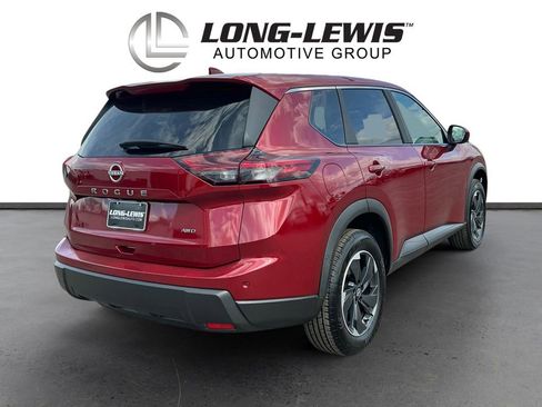 Used 2025 Nissan Rogue SV image 7