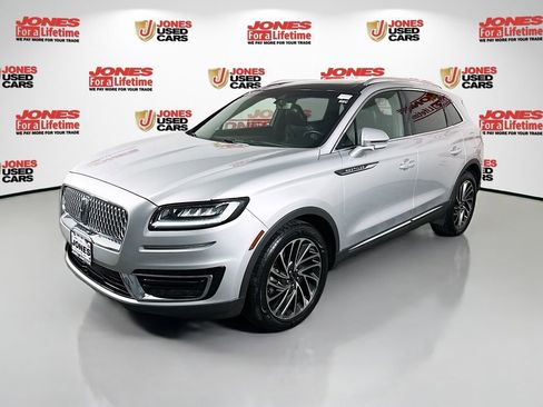 Used 2019 Lincoln Nautilus Reserve image 14