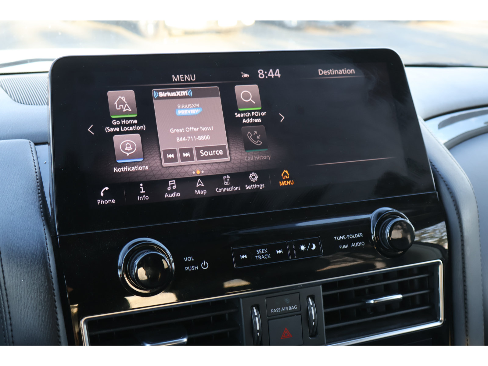 Used 2024 Nissan Armada SV AWD/4WD image 25