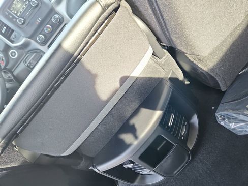 New 2025 Dodge Charger R/T w/ Quick Order Package 25M R/T image 33