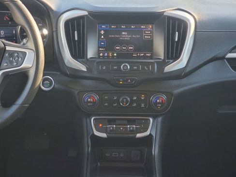Used 2023 GMC Terrain SLE w/ Driver Convenience Package image 29