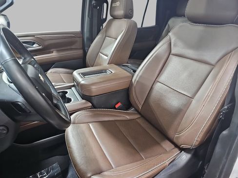 Used 2024 Chevrolet Tahoe High Country AWD/4WD image 21