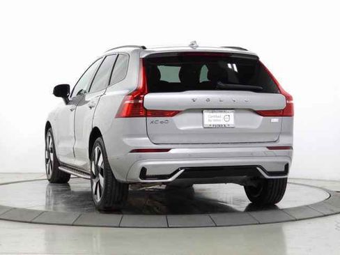 Certified 2024 Volvo XC60 T8 Ultimate w/ Protection Package Premier image 6